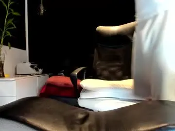 Chaturbate Adult Video Chat of alessandro__wye