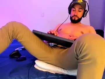 Chaturbate Watch Live Sex Cams of alessandro__wye