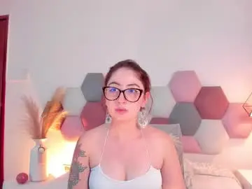 Chaturbate Watch Live Sex Cams of emilyywatson