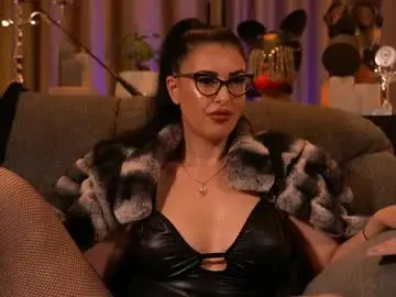 Chaturbate Free Porn Cam of mistresskellykent