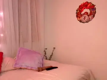 Chaturbate Live Sex Cam of olivialoren