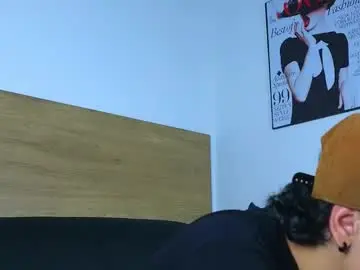 Chaturbate Live Sex Cam of stivenbenet1