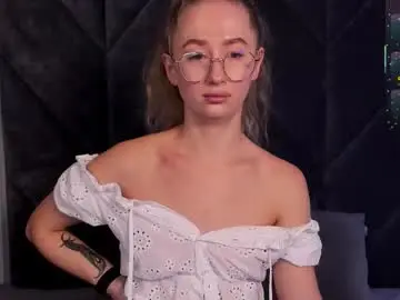 Chaturbate Free Porn Cam of victorialight