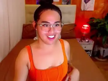 yanny_xoxo from chaturbate