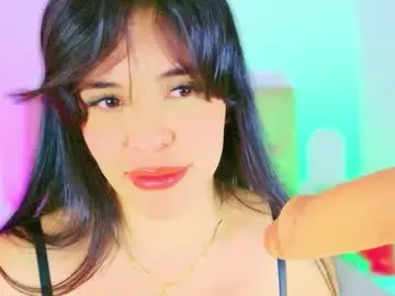 Chaturbate Sex Cam of charlootteevans