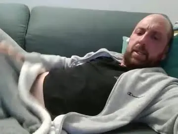 Chaturbate Adult Webcams of lucabeech88