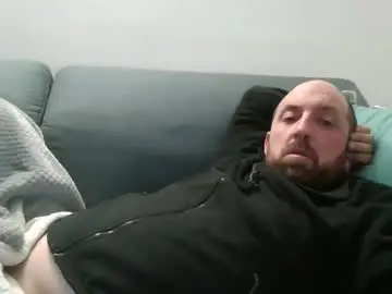 Chaturbate Live Sex of lucabeech88