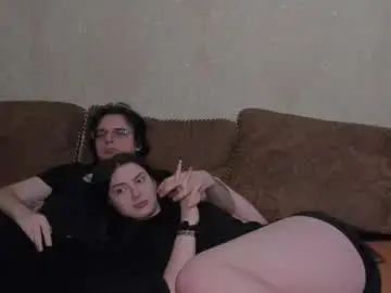 Chaturbate Watch Live Sex Cams of muuur_fam1