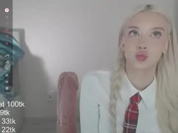 Chaturbate Sex Cam of vickyfuckingdoll