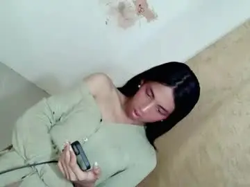 yannafucks from chaturbate