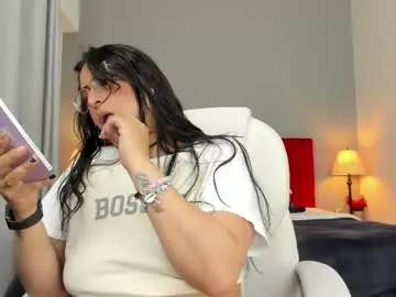 amber_gold113 from chaturbate