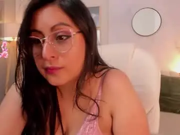 Chaturbate Live Sex Cam of amber_gold113