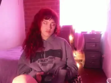 Chaturbate Nude Webcam of angelina_rouse12