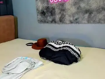 Chaturbate Sex Cam of yourasian_bradley