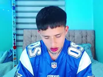 Chaturbate Live Porn of _justinmoon2