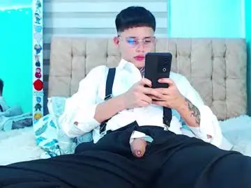 Chaturbate Adult Video Chat of _justinmoon2