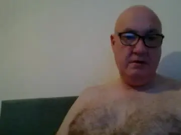 Chaturbate Free Live Porn of daddyhere4uall6