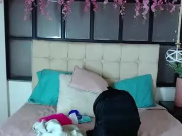 Chaturbate Sex Cam of kitty_vibes_