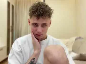 Chaturbate Live Sex of tyler_garrner