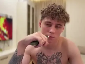 Chaturbate Adult Webcam of tyler_garrner