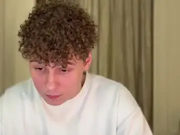 Chaturbate Free Porn Cam of tyler_garrner