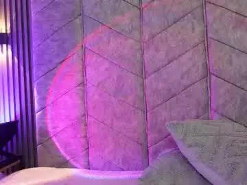 Chaturbate Live Sex Cam of viollettebylyly