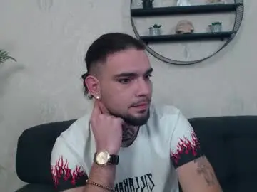 Chaturbate Watch Live Sex Cams of danyelcarter