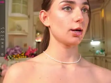 Chaturbate Live Sex Cam of dinacaguimbal