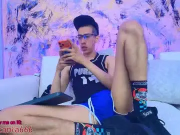 Chaturbate Sex Cam of dustindollin_