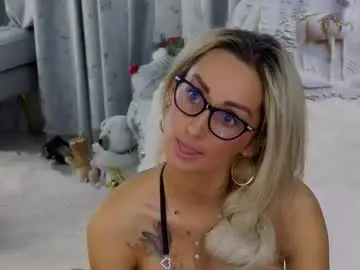 Chaturbate Live Sex Cam of isabelleethan