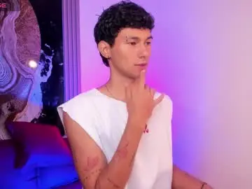 Chaturbate Live Sex of kingparker1