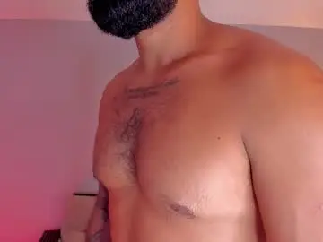 Chaturbate Best live sex cam show of kylliamlevis