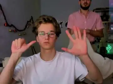 Chaturbate Nude Webcam of leon_lie