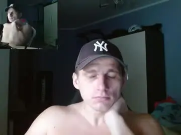 Chaturbate Live Sex Cam of poliglotjoe
