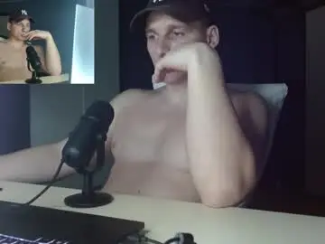 Chaturbate Adult Webcams of poliglotjoe