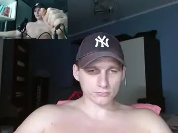 Chaturbate Nude Webcam of poliglotjoe