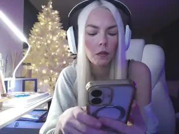 Chaturbate Adult Webcams of tinykylie