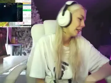 Chaturbate Watch Live Sex Cams of tinykylie