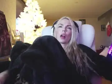 Chaturbate Nude Webcam of tinykylie