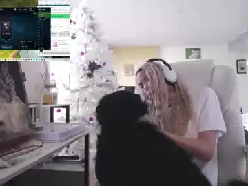 Chaturbate Live Sex of tinykylie