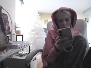 Chaturbate Free Live Porn of tinykylie