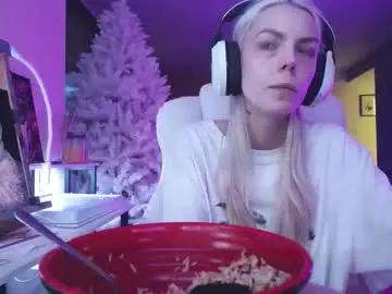 Chaturbate Adult Video Chat of tinykylie