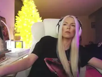 Chaturbate Adult Video Chat of tinykylie