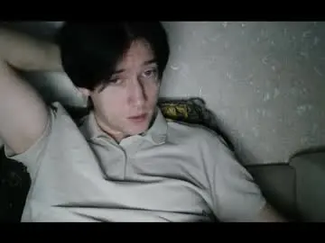 Chaturbate Free Porn Cam of vitiligoboyy