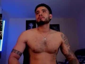 Chaturbate Live Sex Cam of austintorres_