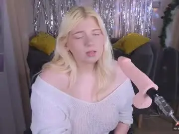 Chaturbate Free Porn Cam of glowkittenx