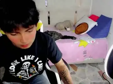 Chaturbate Live Sex Cam of green_xox