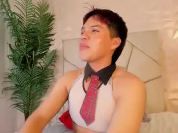 Chaturbate Live Sex Cam of littlezanee