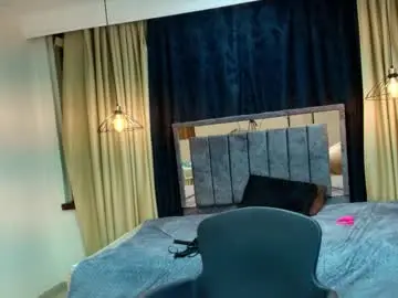 Chaturbate Adult Video Chat of scarlet_milf_