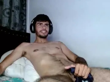 Chaturbate Nude Webcam of bear_97s